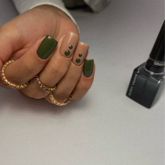 La belle beauty corner #nis Gel lak Gel lak + ojačavanje noktiju