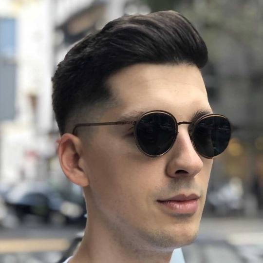 Headroom #beograd Muško šišanje Muško šišanje makazama + mašinicom ✂️ Nikola