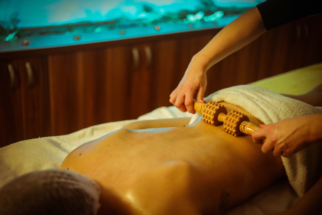PJ Health & Beauty Center #beograd Anticelulit masaža Maderoterapija leđa relax - 30 minuta