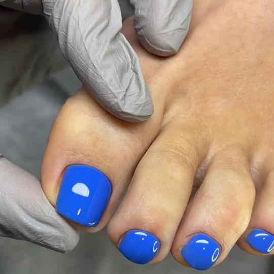 Belle Ana #beograd Estetski pedikir Estetski pedikir + gel lak Estetski pedikir + gel lak 
Na jedno