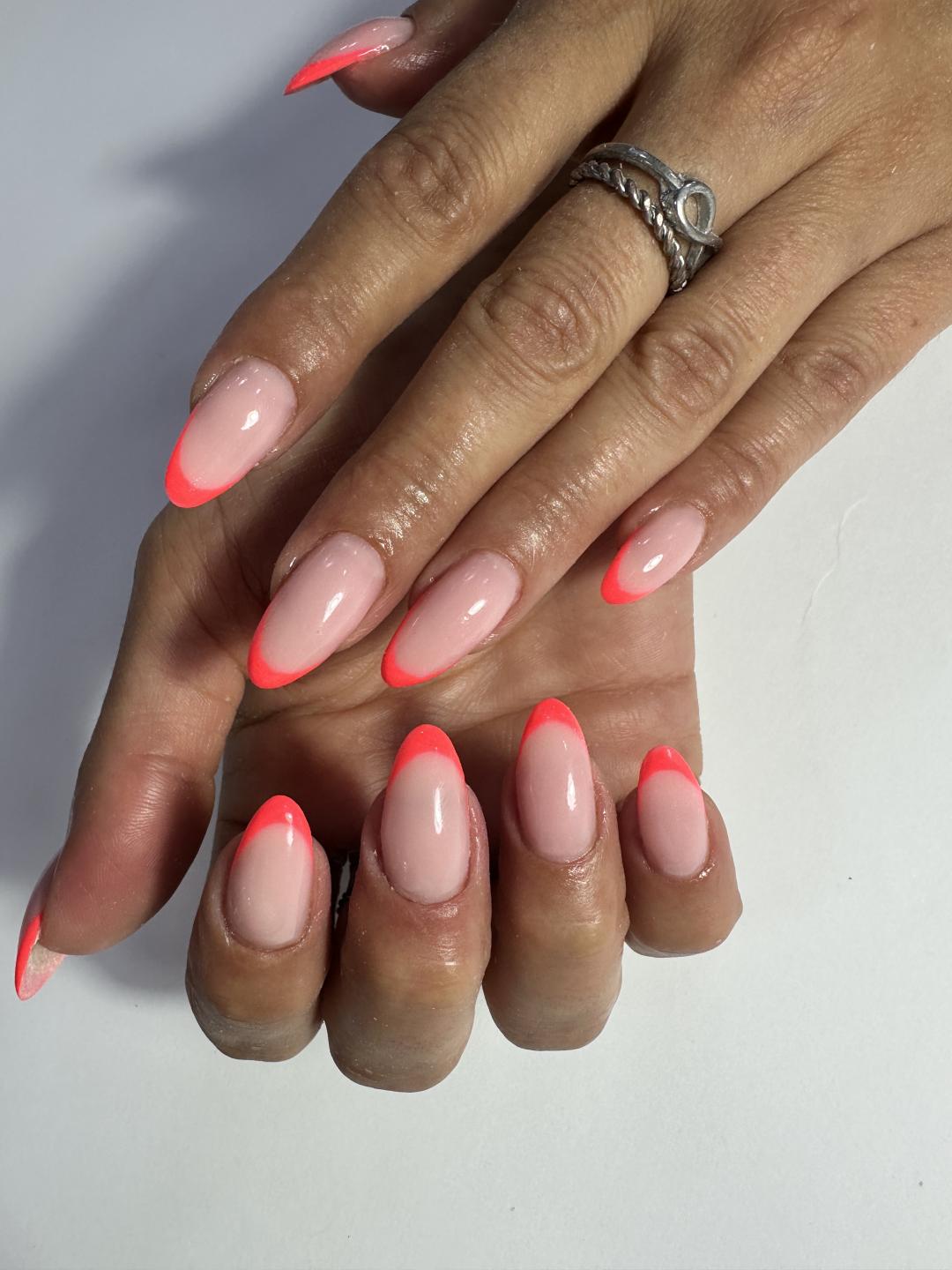 Izlivanje noktiju gelom - M dužina - Princess beauty salon, Niš Izlivanje noktiju Nokti Izlivanje noktiju, Niš, Palilula