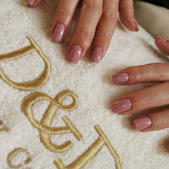 D&D Beauty Center #beograd Gel lak Gel lak - ruke