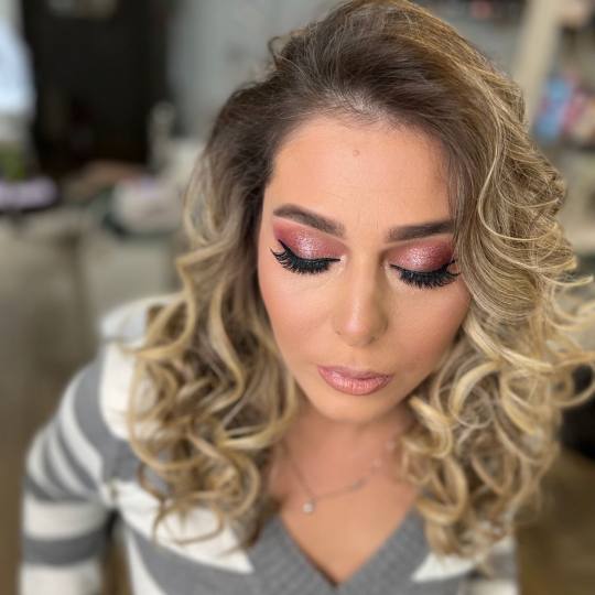 Bibi beauty centar #beograd Make-up / šminkanje Profesionalno šminkanje + veštačke trepavice + s