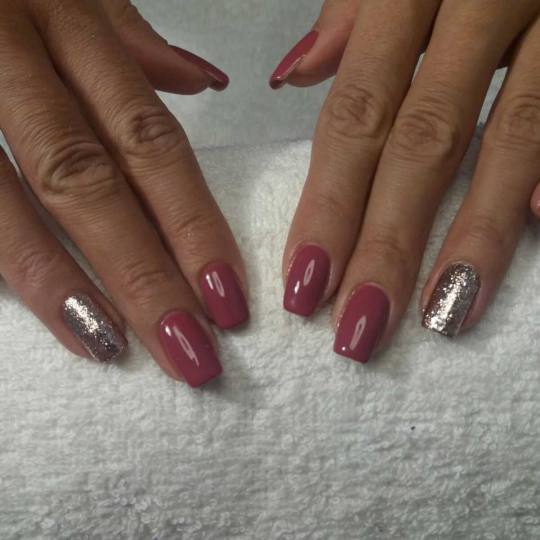 Choco Love #beograd Manikir Aparatni manikir + gel lak #chocolove #kozmetickisalon #manikir #salonip