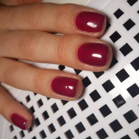 Salon Klinik #beograd Gel lak Ruski manikir + gel lak - S dužina