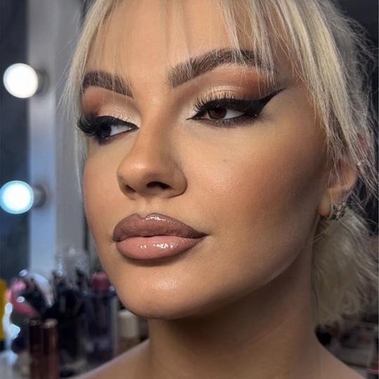 Beauty by Ivona Plus #nis Make-up / šminkanje Profesionalna večernja / dnevna šminka - sa trepavi