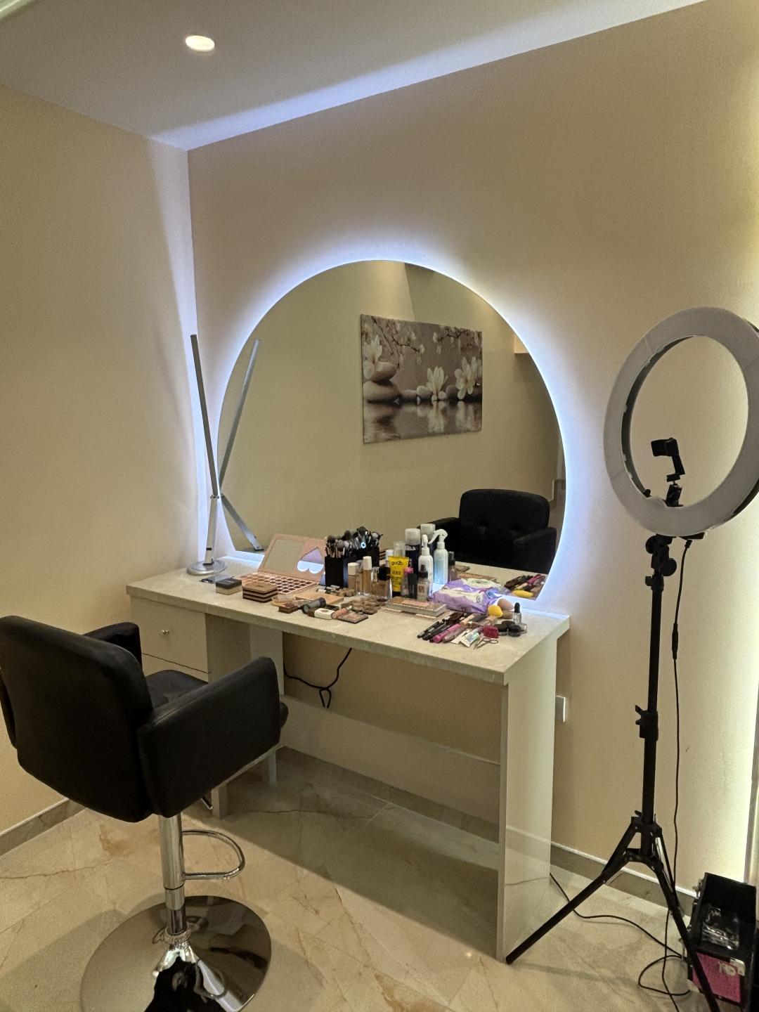 Profesionalno šminkanje - za svečane prilike - Aura Beauty, Beograd Make-up / šminkanje Lice Make-up / šminkanje, Beograd, Vračar, Čubura, Crveni krst