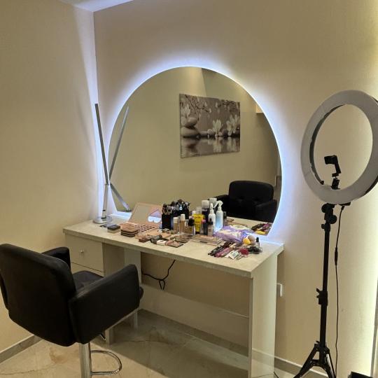 Aura Beauty #beograd Make-up / šminkanje Profesionalno šminkanje - za svečane prilike Mesto gde n