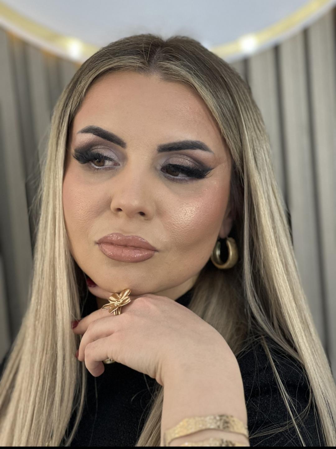 Princess beauty #nis Make-up / šminkanje Profesionalno šminkanje + veštačke trepavice