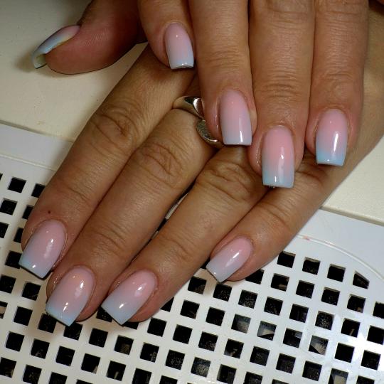 Krispy tattoo & nails #beograd Korekcija noktiju Korekcija noktiju - M dužina Baby boomer kocka nok