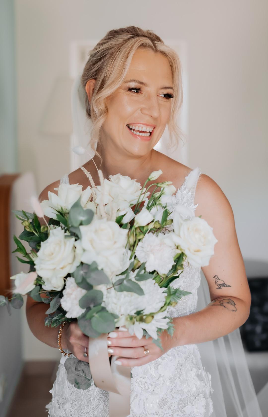 Frizura za venčanje + šminka za venčanje - Pudra beauty, Beograd Svečane i frizure za svadbu Frizerski saloni Svečane i frizure za svadbu, Beograd, Palilula centralni deo