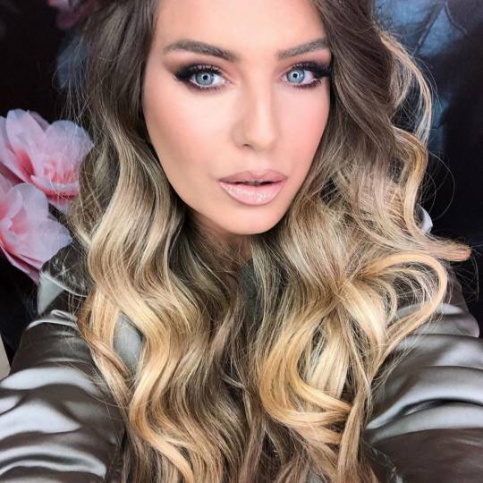 Beauty Centar 2313 #beograd Make-up / šminkanje Rad naše šminkerke Bojane