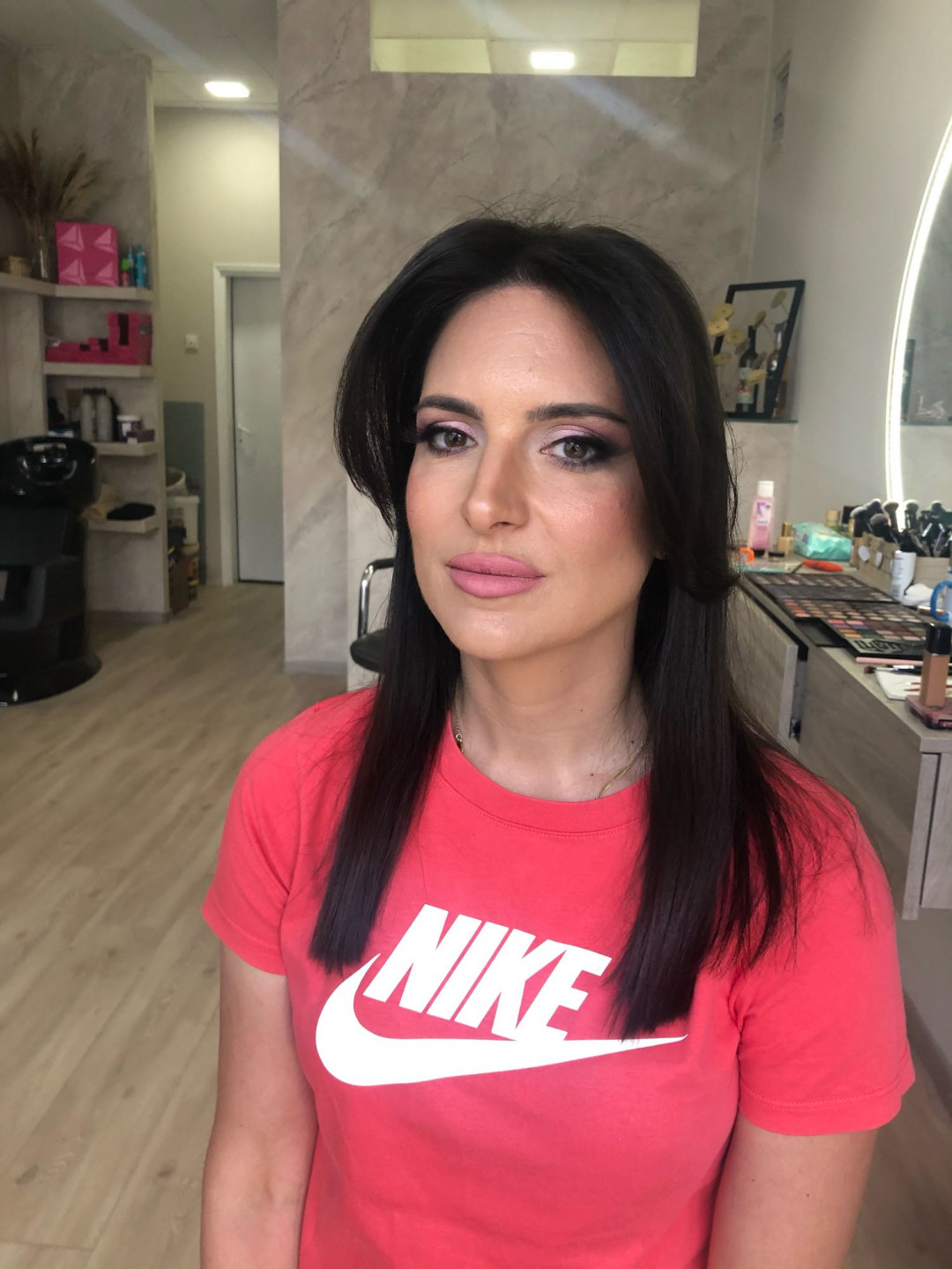 Profesionalno šminkanje + veštačke trepavice - sa profesionalnim puderima - Makeup Olja Grbić, Novi Sad Make-up / šminkanje Lice Make-up / šminkanje, Novi Sad, Rotkvarija, Podbara, Salajka