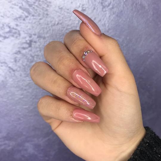 Studio Crystal by Sandra #beograd Izlivanje noktiju ? . . . . . . . . #nails #noktizemun #noktinovib
