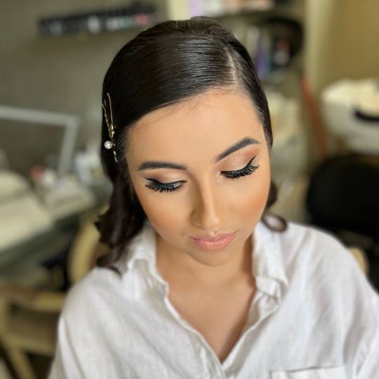 Bibi beauty centar #beograd Make-up / šminkanje Profesionalno šminkanje + veštačke trepavice + s