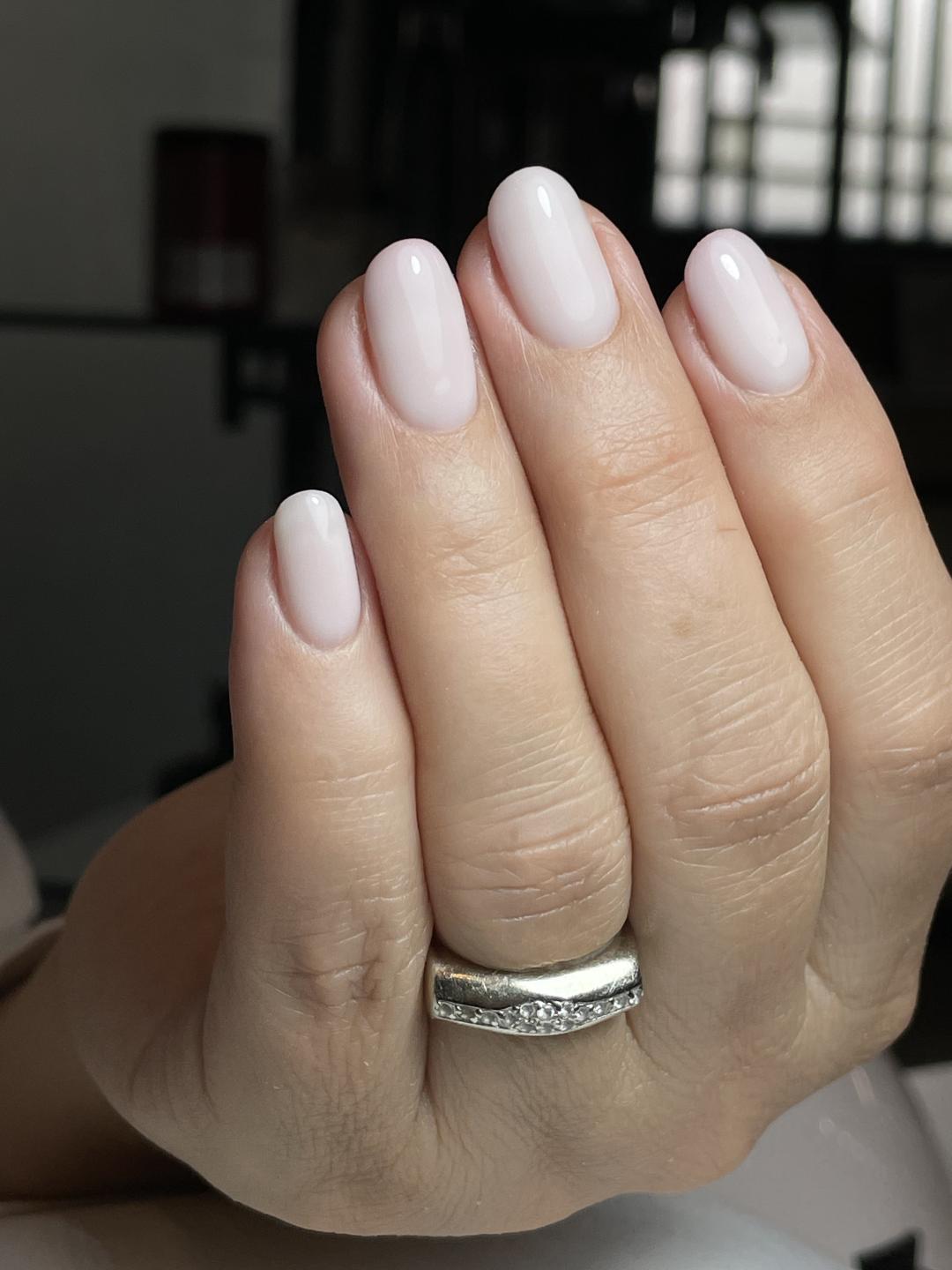 Nails Studio #beograd Korekcija noktiju Korekcija noktiju gelom