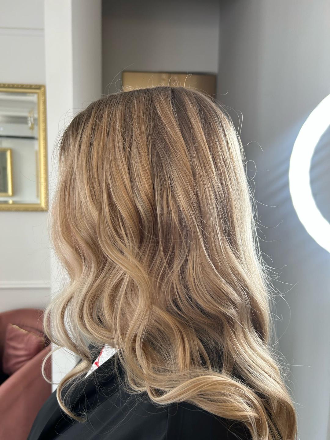 Balayage +preliv+ šišanje + feniranje - Esthetique Privé, Beograd Ombre, sombre, balayage Frizerski saloni Ombre, sombre, balayage, Beograd, Centar, Stari grad, Dorćol