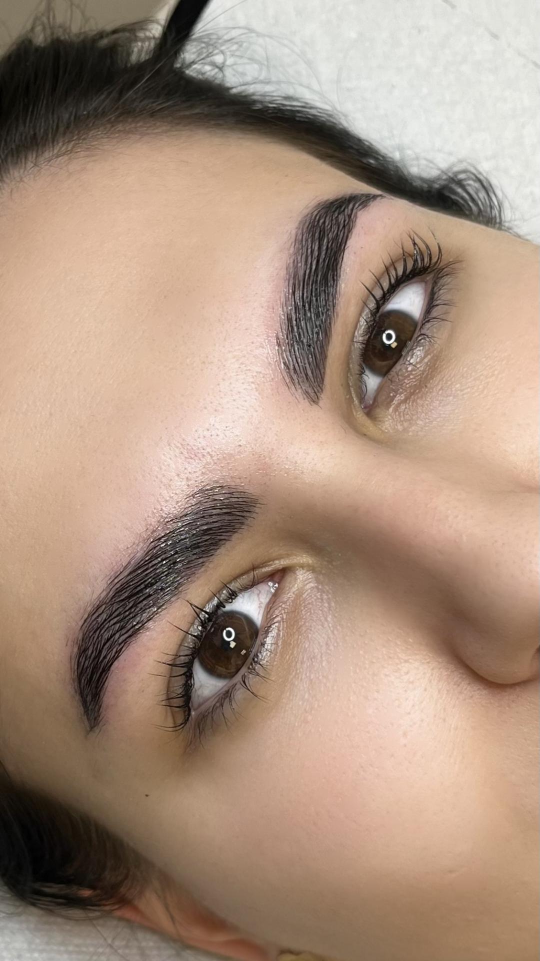 Lash + brow lift sa farbanjem obrva - Artist Alex Studio, Niš Obrve Lice Obrve, Niš, Medijana