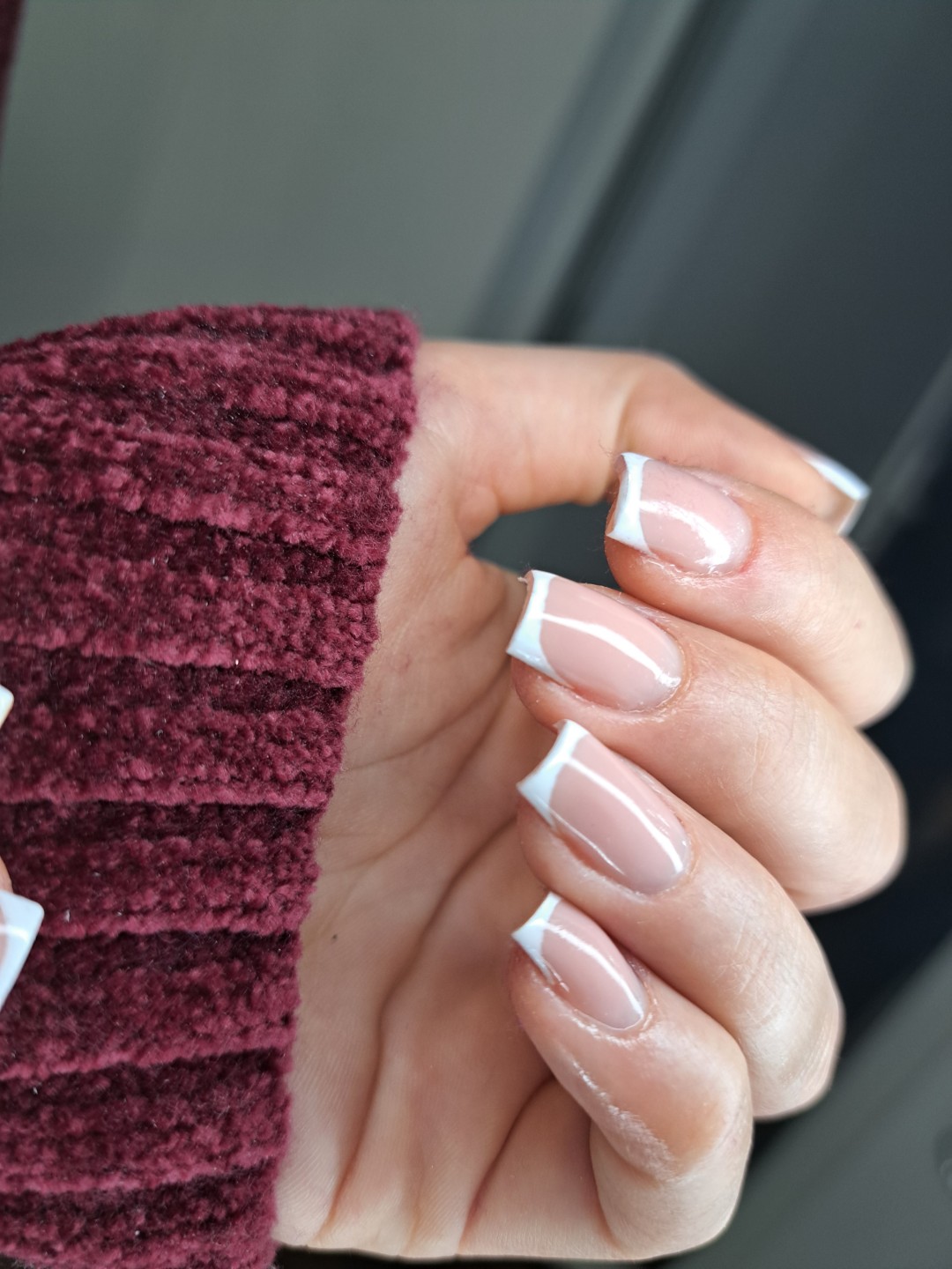 Beauty Studio by Milica Pavlović #beograd Manikir Korekcija gela + french - ruke