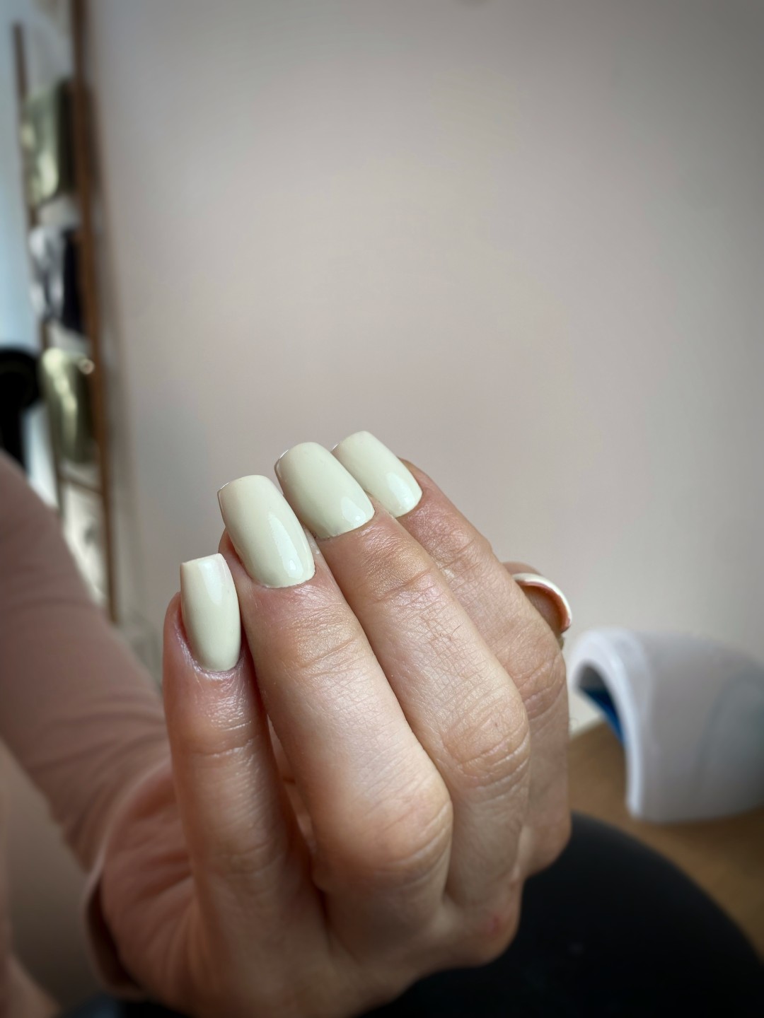 Beauty by Nevena Panić #beograd Izlivanje noktiju Izlivanje noktiju gelom - S dužina