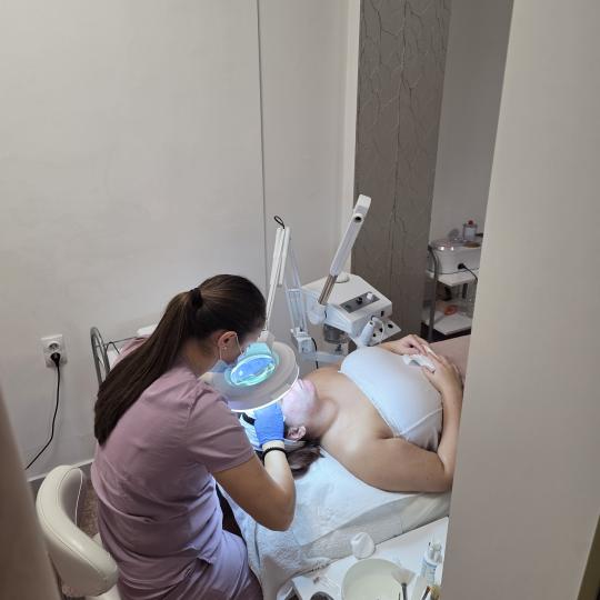 Beauty Vreme za mene #novisad Tretman lica 3 Tretmana lica(Higijenski tretman+Mikrodermoabrazija+Oxi