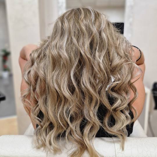 Novelle #beograd Ombre, sombre, balayage Balayage / ombre / babylight + preliv - duga kosa