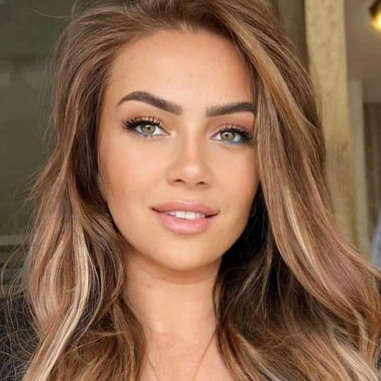 MM Twins #nis Make-up / šminkanje Profesionalno šminkanje