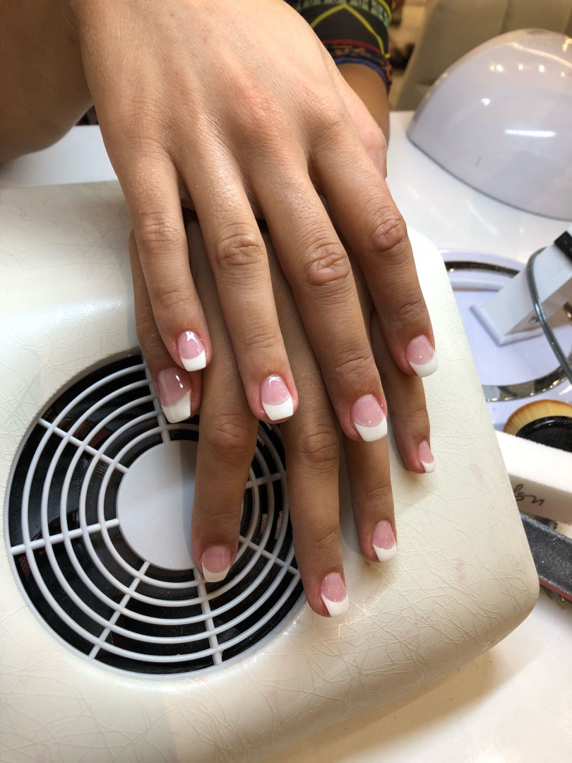 Alfaparf Nails #beograd Izlivanje noktiju Izlivanje noktiju gelom + gel u boji