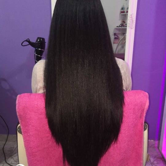 Kristal 888 Beauty #beograd Žensko šišanje feniranje extra duga kosa Žensko šišanje + feniranj