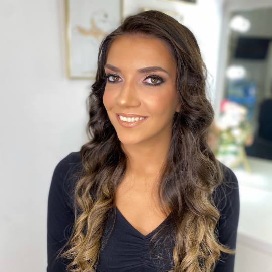 Olga Lazic studio #novisad Make-up / šminkanje Profesionalno sminkanje Profesionalno šminkanje + v