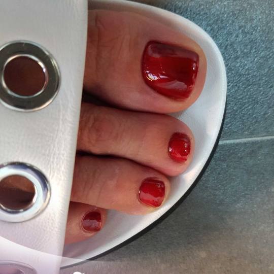 Slatka moja #beograd Gel lak Estetski pedikir + gel lak