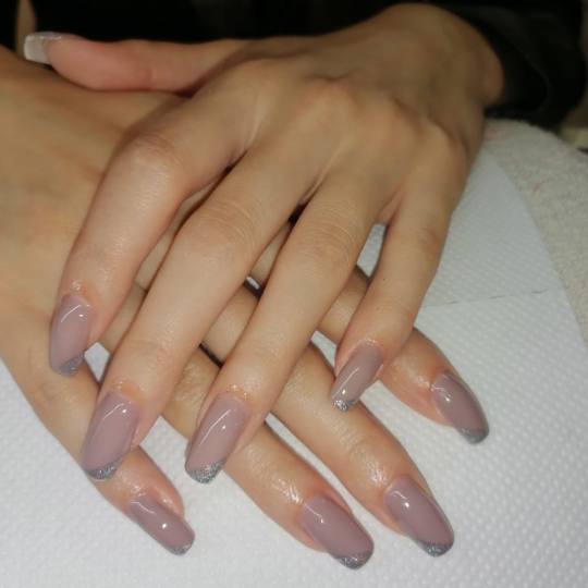Bibi beauty centar #beograd Ukrašavanje noktiju Izlivanje noktiju + nail art izlivanje noktiju by B