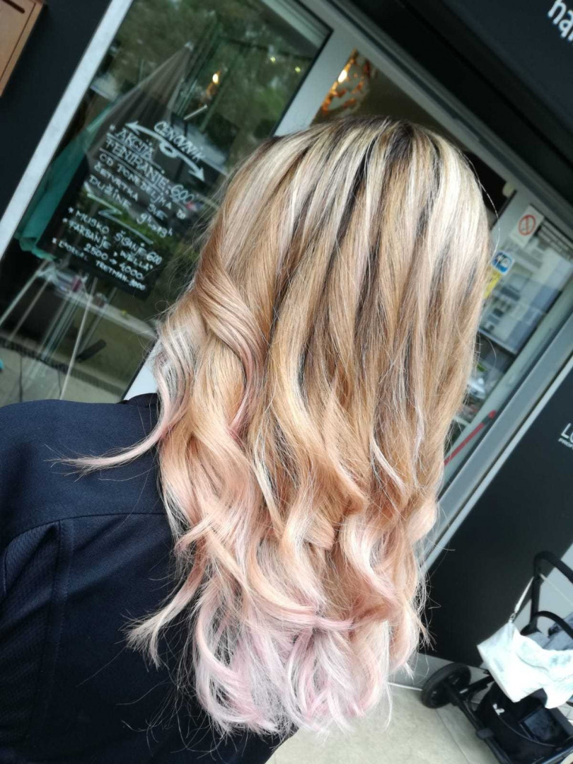 Attitude hair salon #beograd Blajhanje kose