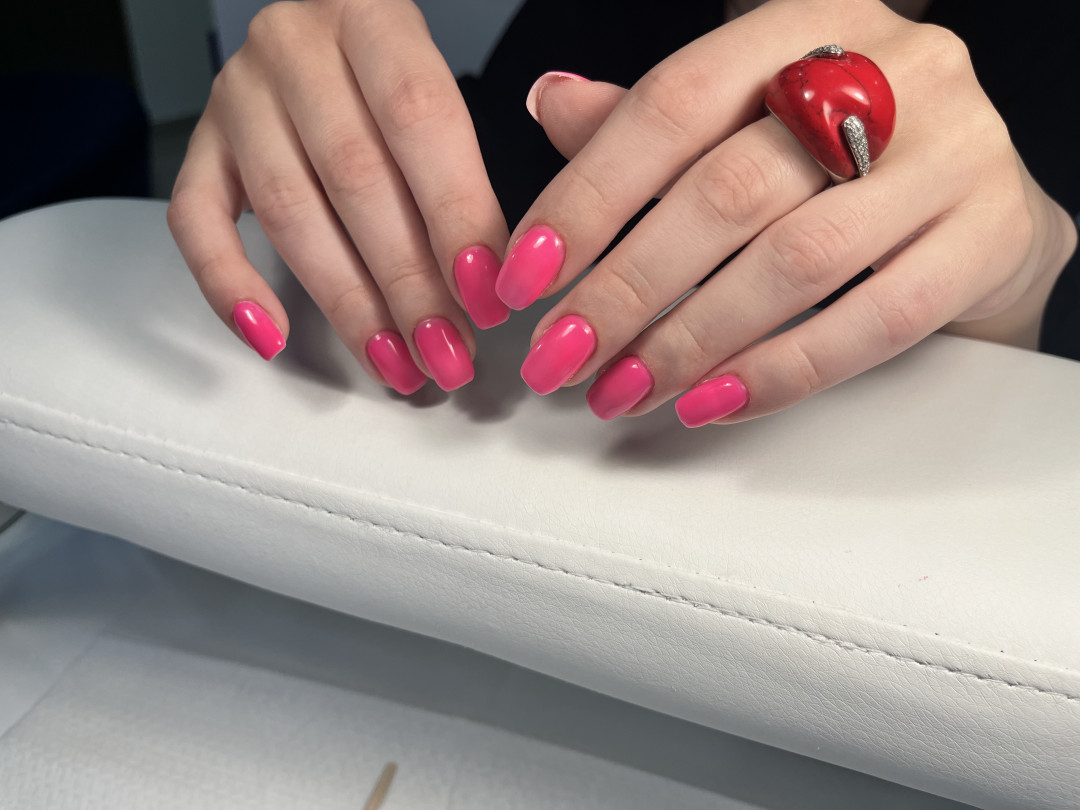 Voss Nails #beograd Manikir Russian manicure with gel polish