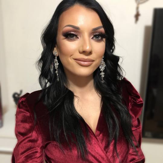 Monami beauty #beograd Make-up / šminkanje Profesionalno šminkanje + veštačke trepavice