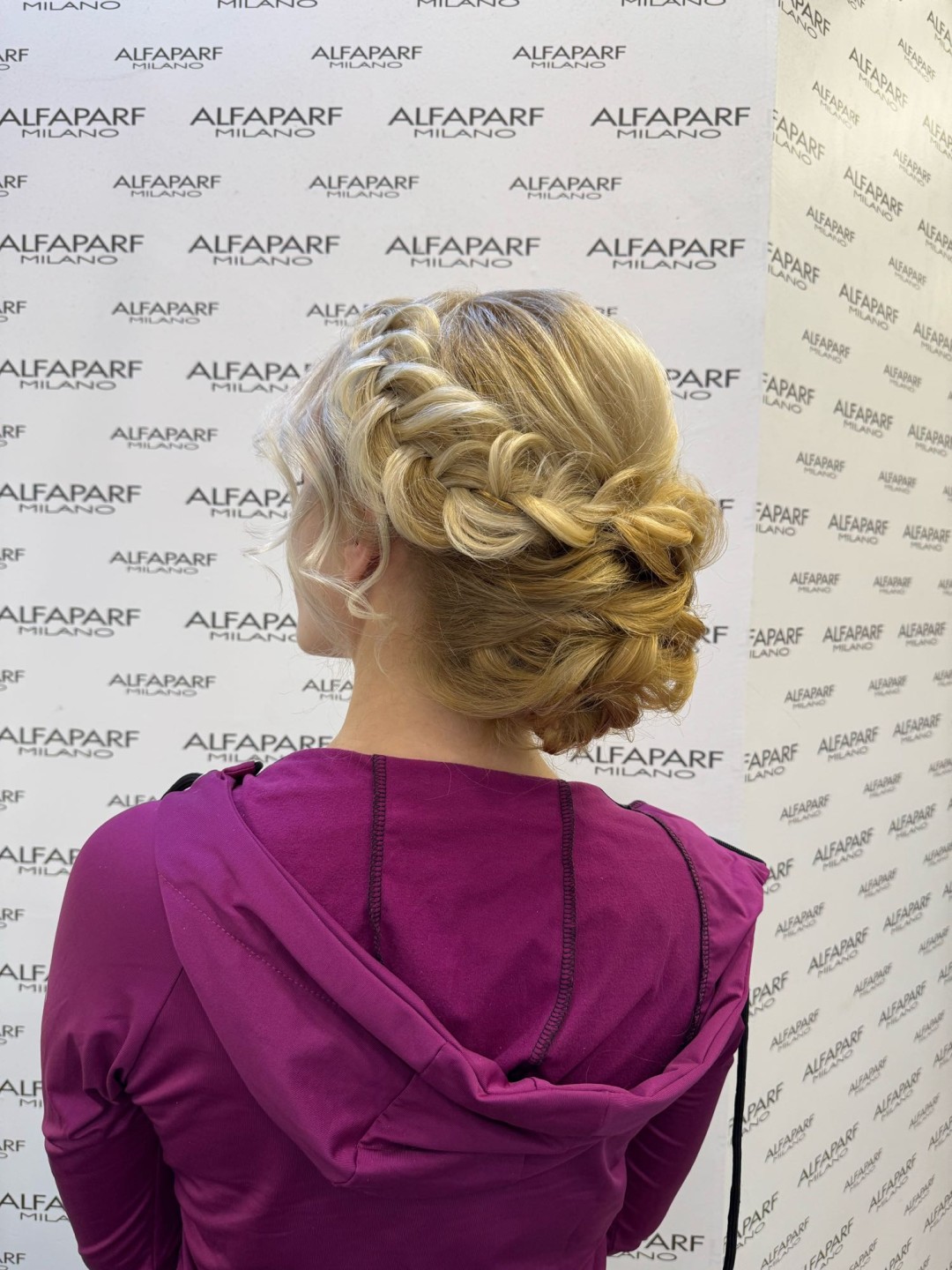 Alfaparf Studio Ada Mall #beograd Svečane i frizure za svadbu Svečana frizura - duga kosa