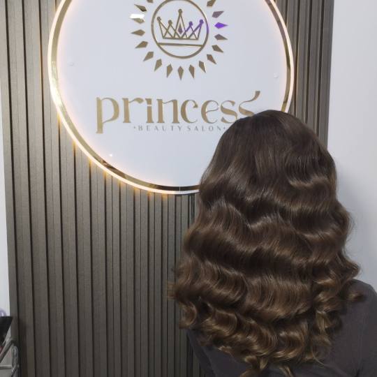 Princess beauty #nis Farbanje kose Svečana frizura - Talasi - duga kosa