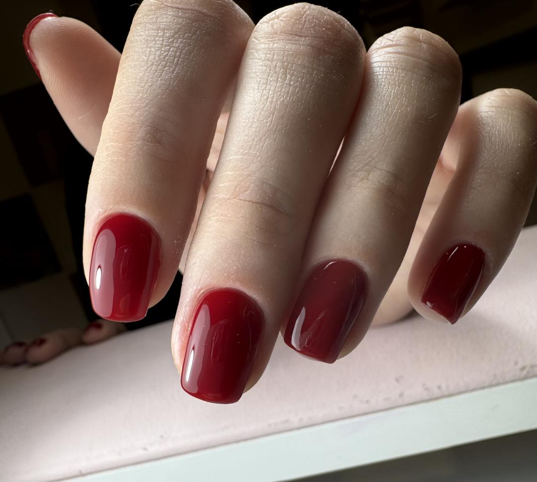 Manikir + Shellak - Monna nails & beauty, Beograd Manikir Nokti Manikir, Beograd, Zemun Centar