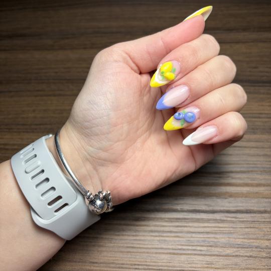 LM hair studio #beograd Izlivanje noktiju Izlivanje noktiju - L dužina