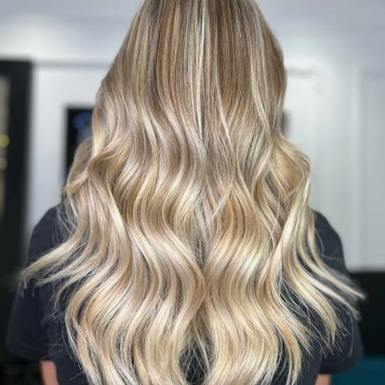 Studio Benvenuto #beograd Pramenovi Pramenovi na foliju / Balayage + feniranje - duga kosa