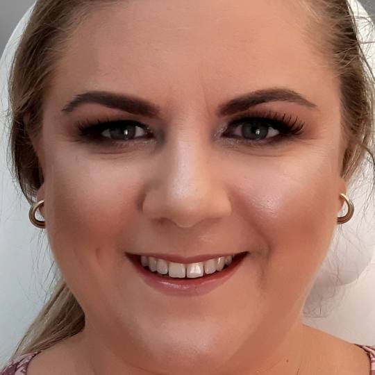 Albina Unisex Studio Lepote #temerin Make-up / šminkanje Profesionalno šminkanje + veštačke trep