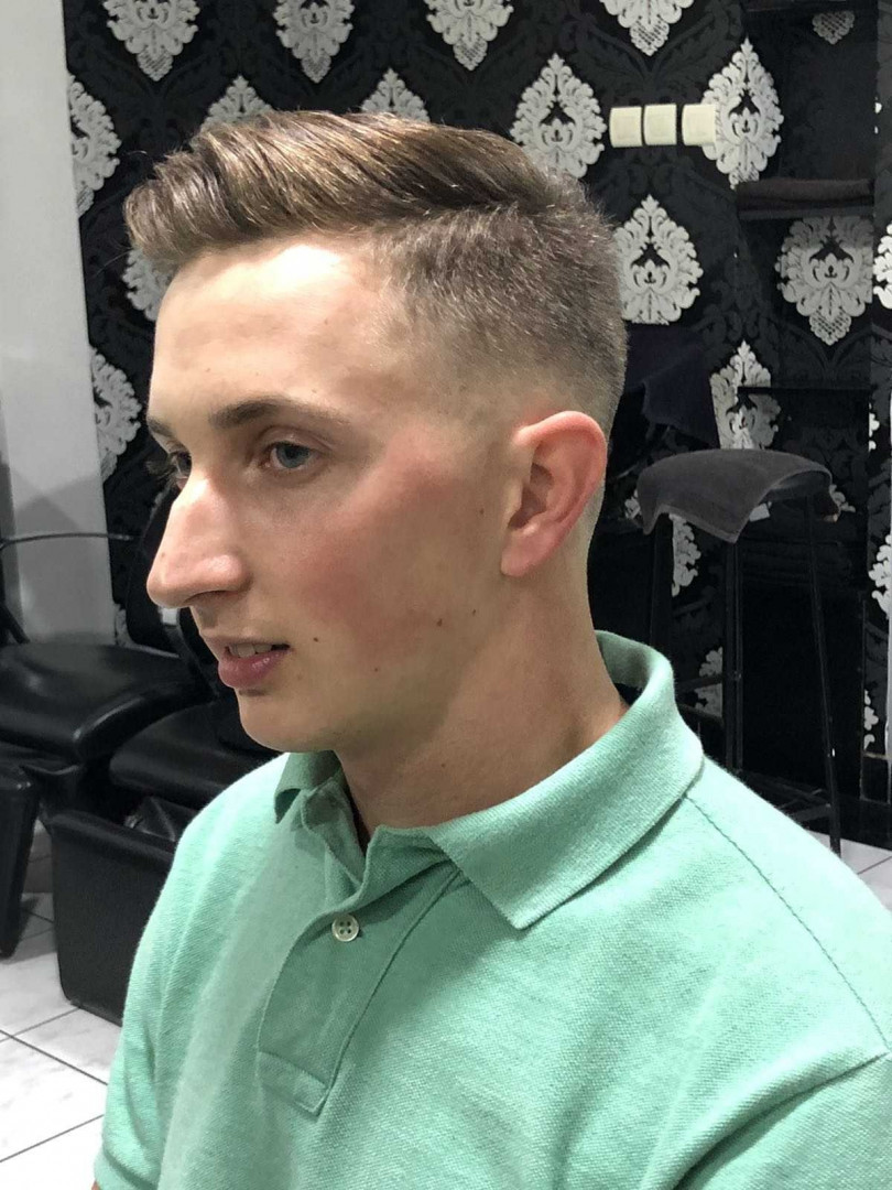 Muško šišanje makazama + mašinicom - Headroom, Beograd Muško šišanje Frizerski saloni Muško šišanje, Beograd, Centar, Stari grad, Dorćol