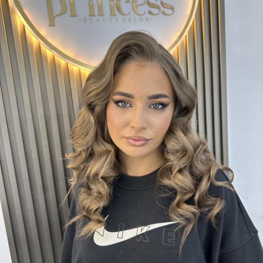 Princess beauty salon #nis Pletenice, kike, punđe Svečana frizura talasi - kosa srednje dužine Fr
