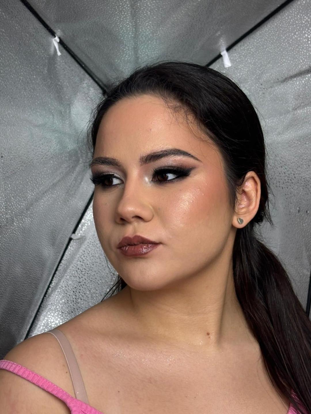 Profesionalno šminkanje - svečana šminka - Lolet Beauty, Novi Sad Make-up / šminkanje Lice Make-up / šminkanje, Novi Sad, Sajmište, Detelinara, Banatić