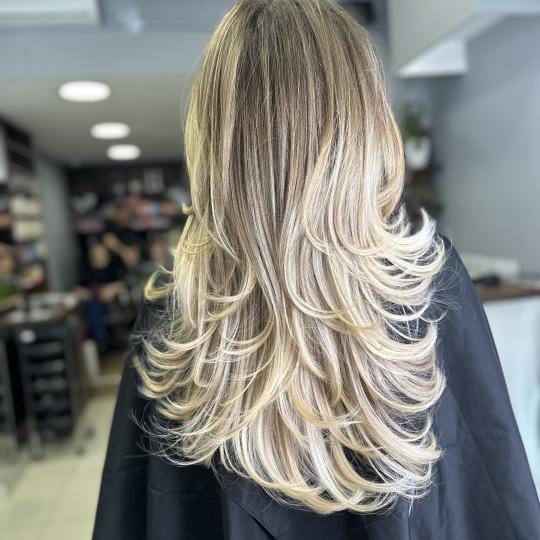 Maestro Jasmin #beograd Ombre, sombre, balayage Balayage / Ombre + feniranje - ekstra duga kosa (pre