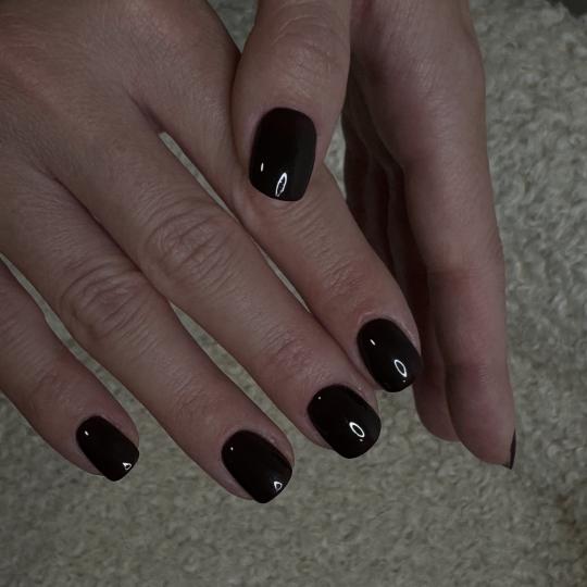 Elle beauty center #novisad Izlivanje noktiju Korekcija izlivanja noktiju - S dužina