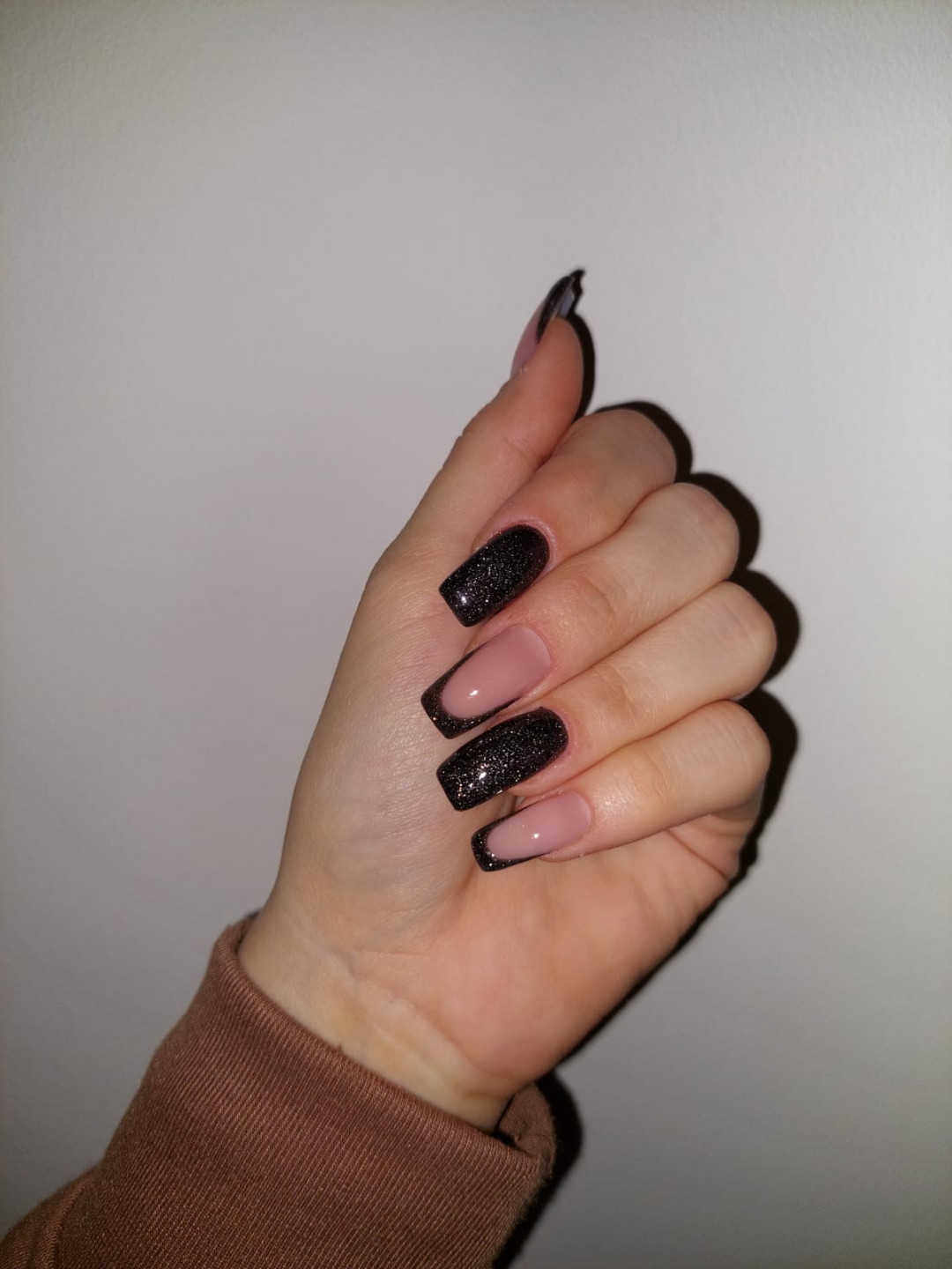 Ojačavanje noktiju gelom - S / M dužina - Nini beauty studio, Beograd Ojačavanje noktiju Nokti Ojačavanje noktiju, Beograd, Zvezdara