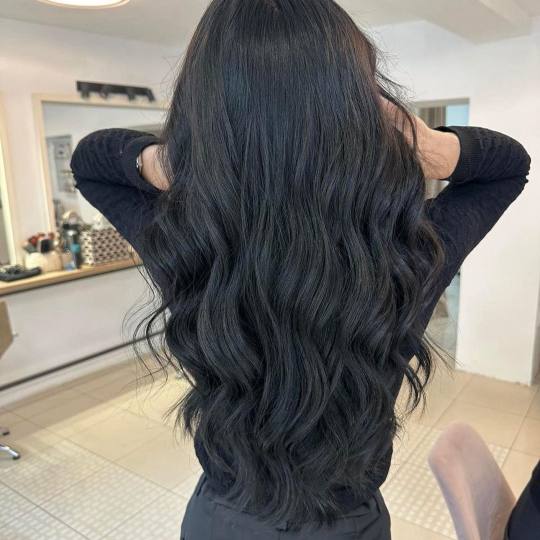 Allure Beauty Studio #beograd Feniranje i stilizovanje Feniranje na talase - duga kosa