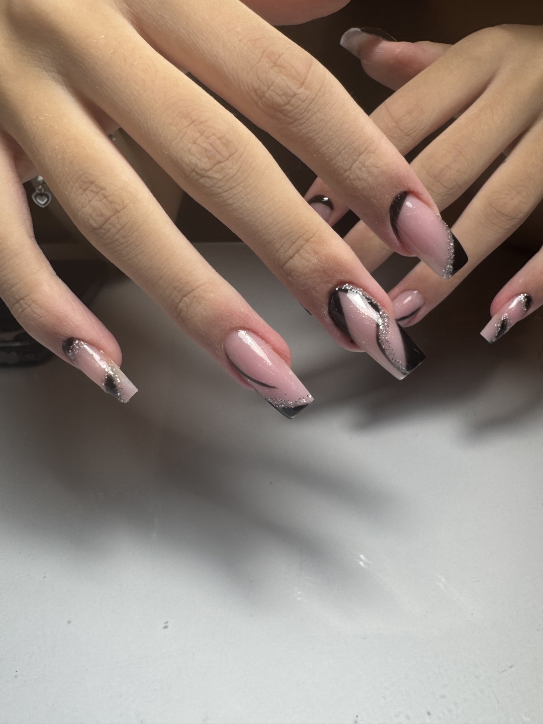 Beauty Office #beograd Izlivanje noktiju Izlivanje noktiju gelom - L dužina + boja