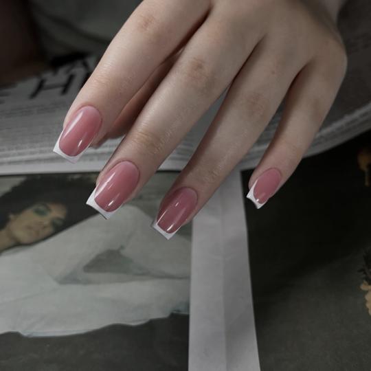 Beauty Code by Nela #novisad Lakiranje noktiju French - dodatak uz uslugu